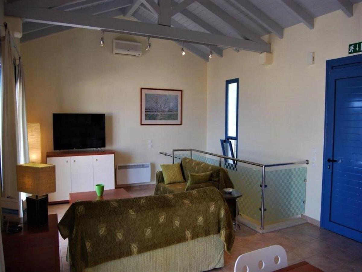Bohemia Beach House Comfortable Villa On The Beautiful North East Coast บาร์บาตี ภายนอก รูปภาพ
